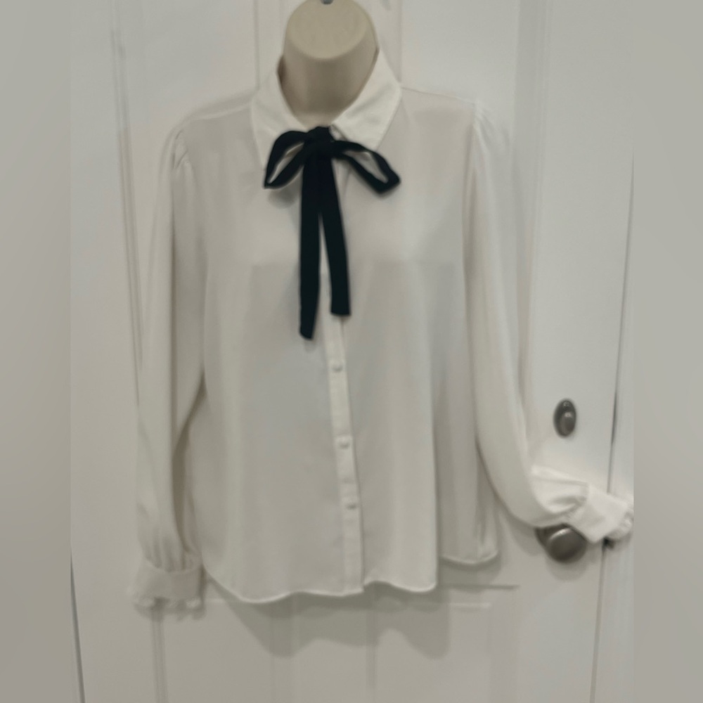 Zara White Blouse with Black Neck tie
